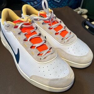 Nike Men's White and Orange Athletic Sneakers